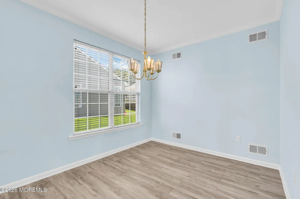 16 Tisdale Road Manchester, NJ 08759