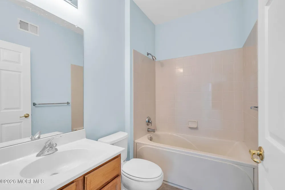 16 Tisdale Road Manchester, NJ 08759