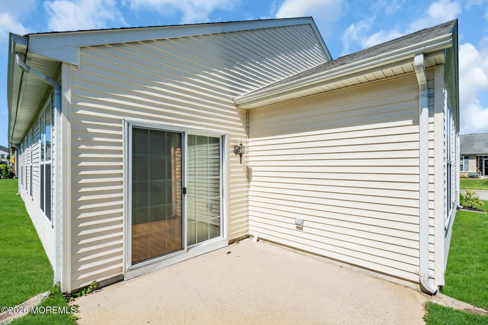 16 Tisdale Road Manchester, NJ 08759