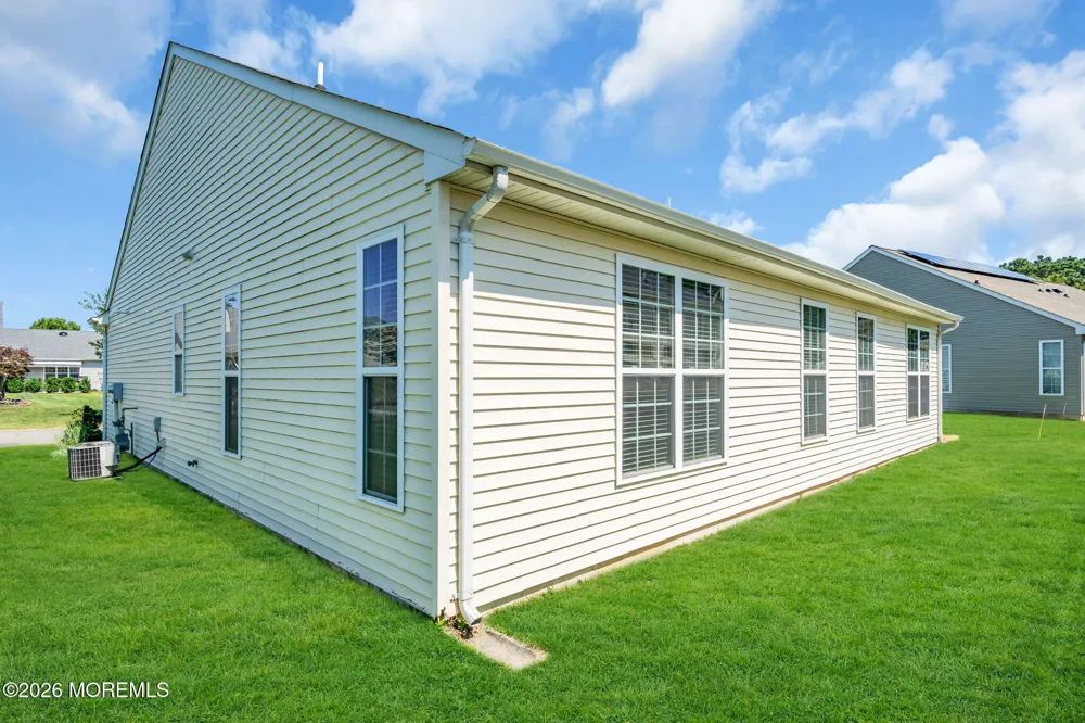 16 Tisdale Road Manchester, NJ 08759
