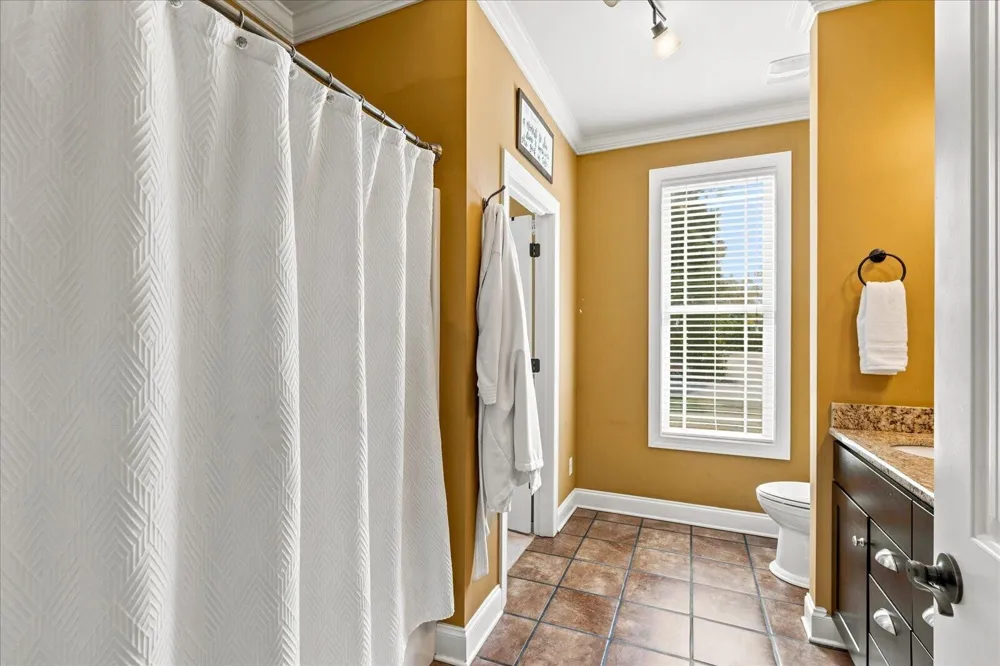 2356 Gale Lane Chattanooga, TN 37421