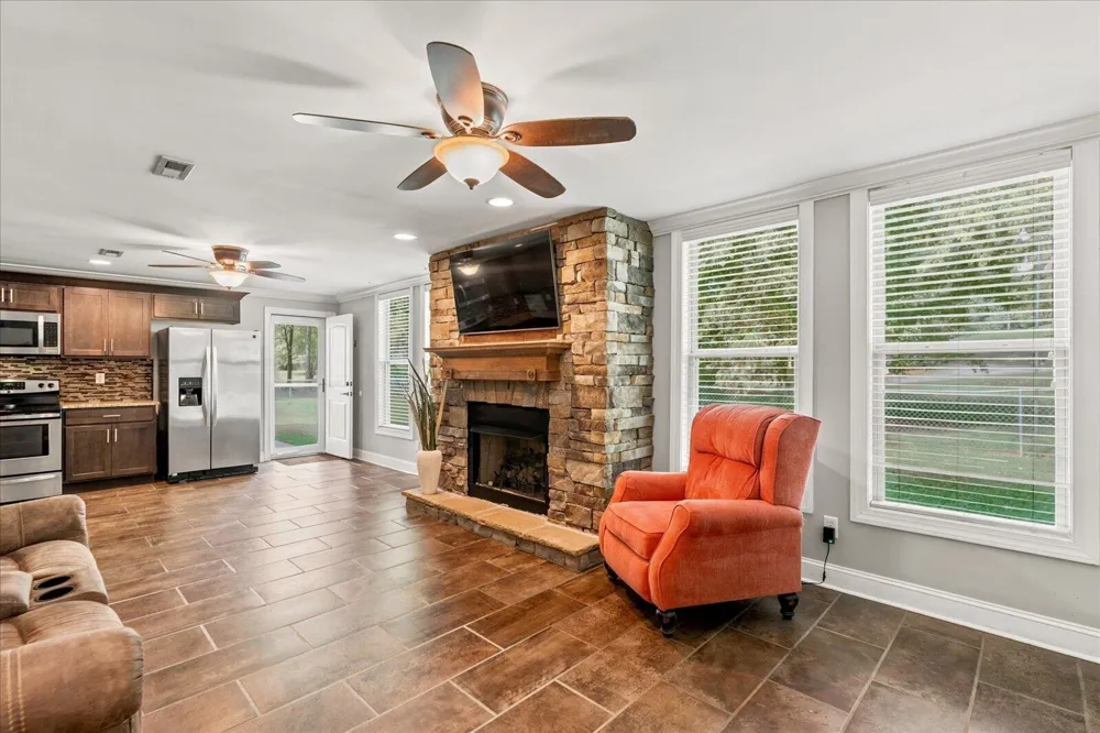 2356 Gale Lane Chattanooga, TN 37421