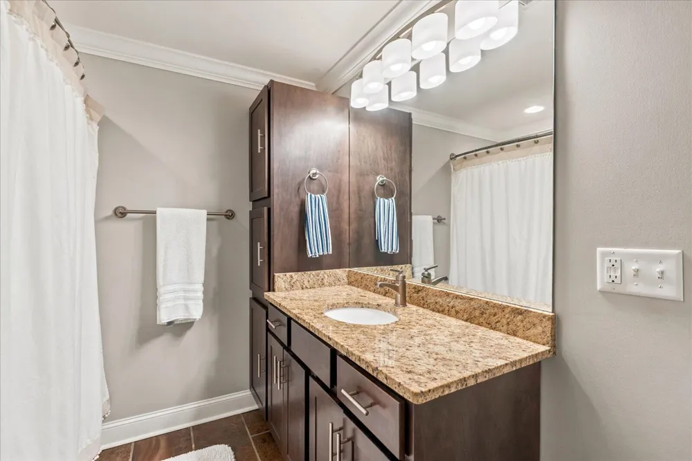 2356 Gale Lane Chattanooga, TN 37421