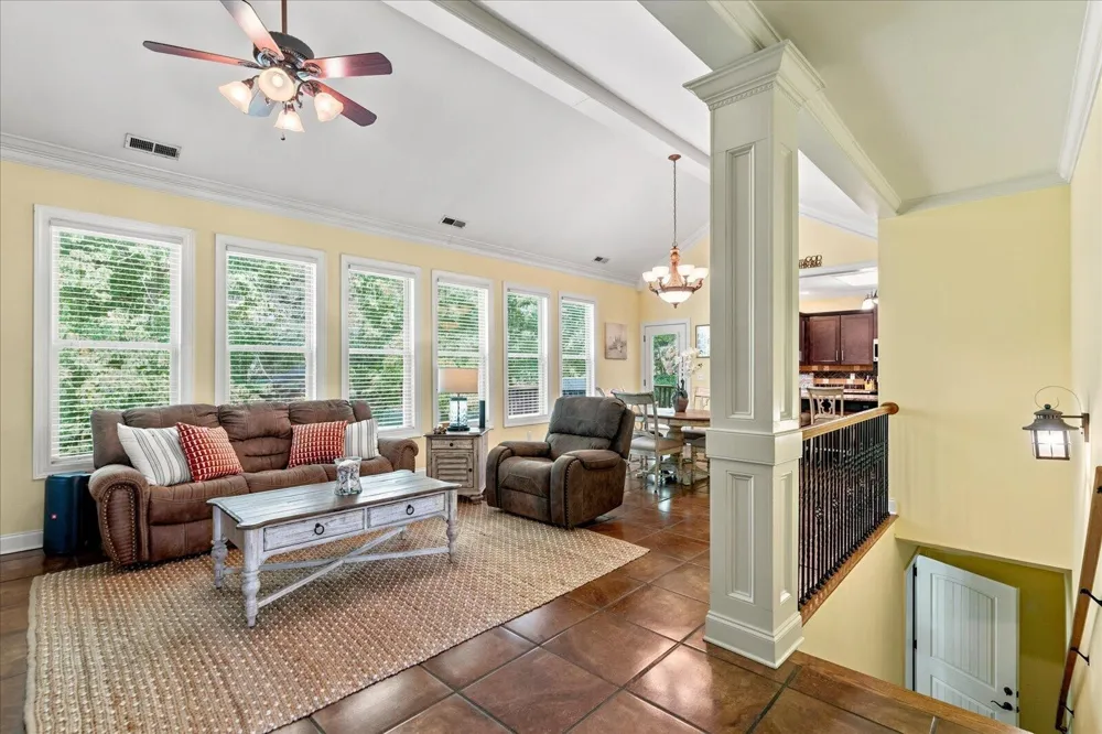 2356 Gale Lane Chattanooga, TN 37421