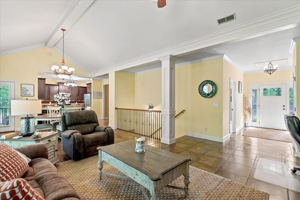 2356 Gale Lane Chattanooga, TN 37421