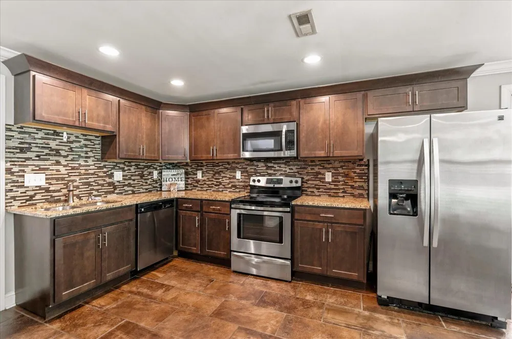 2356 Gale Lane Chattanooga, TN 37421