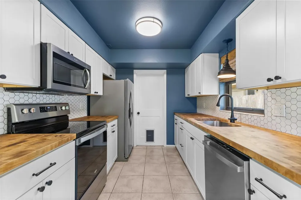 1840 RITA STREET Sarasota, FL 34231