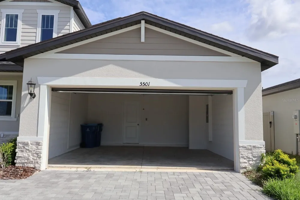 5501 CLOVE ROW Haines City, FL 33844