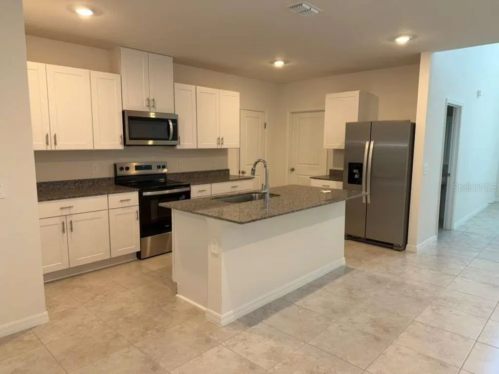 5501 CLOVE ROW Haines City, FL 33844
