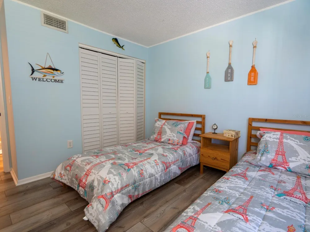 3255 BENEVA ROAD #201 Sarasota, FL 34232