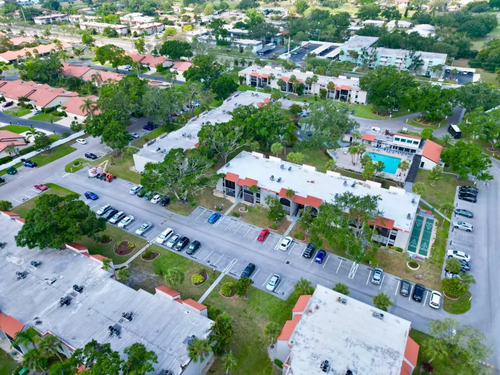 3255 BENEVA ROAD #201 Sarasota, FL 34232