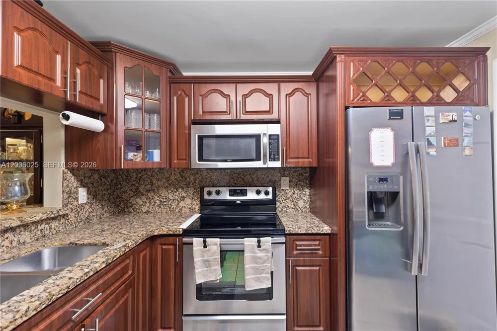 3777 NW 78th Ave #9C Davie, FL 33024