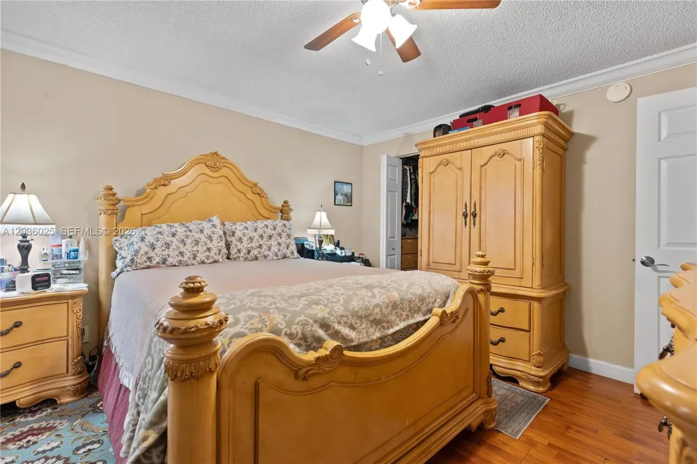 3777 NW 78th Ave #9C Davie, FL 33024