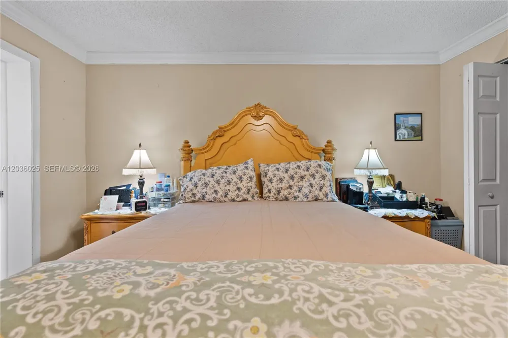 3777 NW 78th Ave #9C Davie, FL 33024