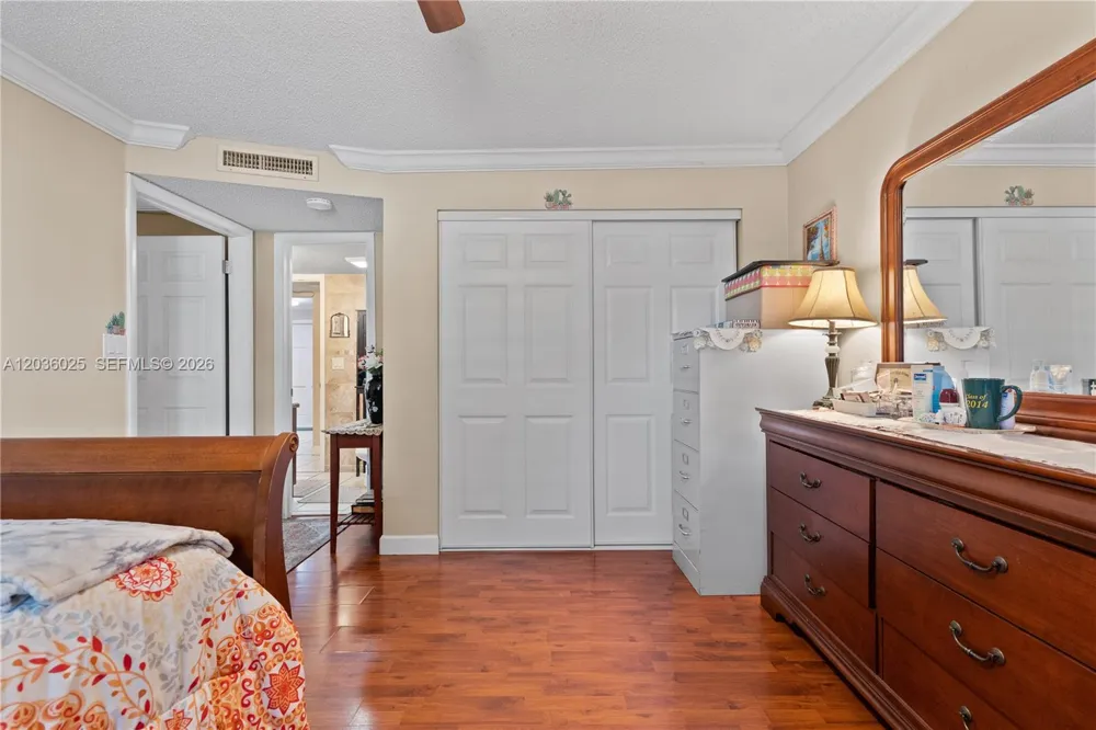3777 NW 78th Ave #9C Davie, FL 33024