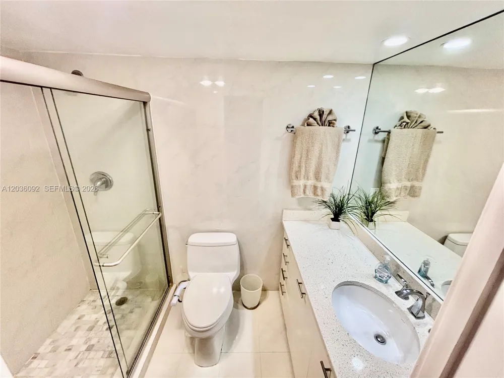 3051 S Palm Aire Dr #102 Pompano Beach, FL 33069