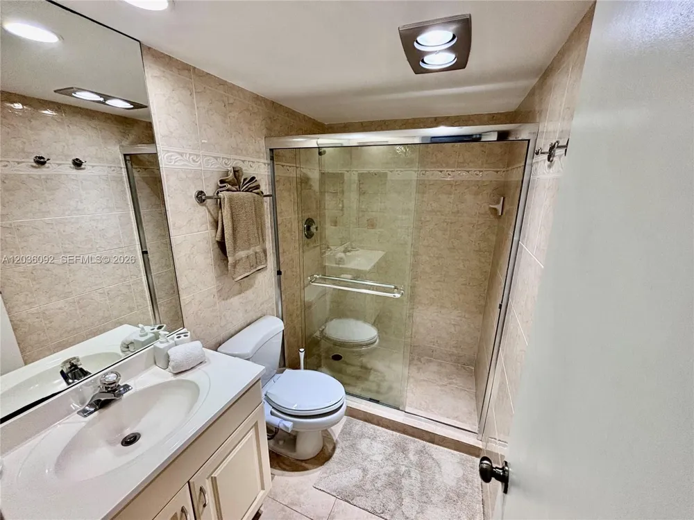 3051 S Palm Aire Dr #102 Pompano Beach, FL 33069