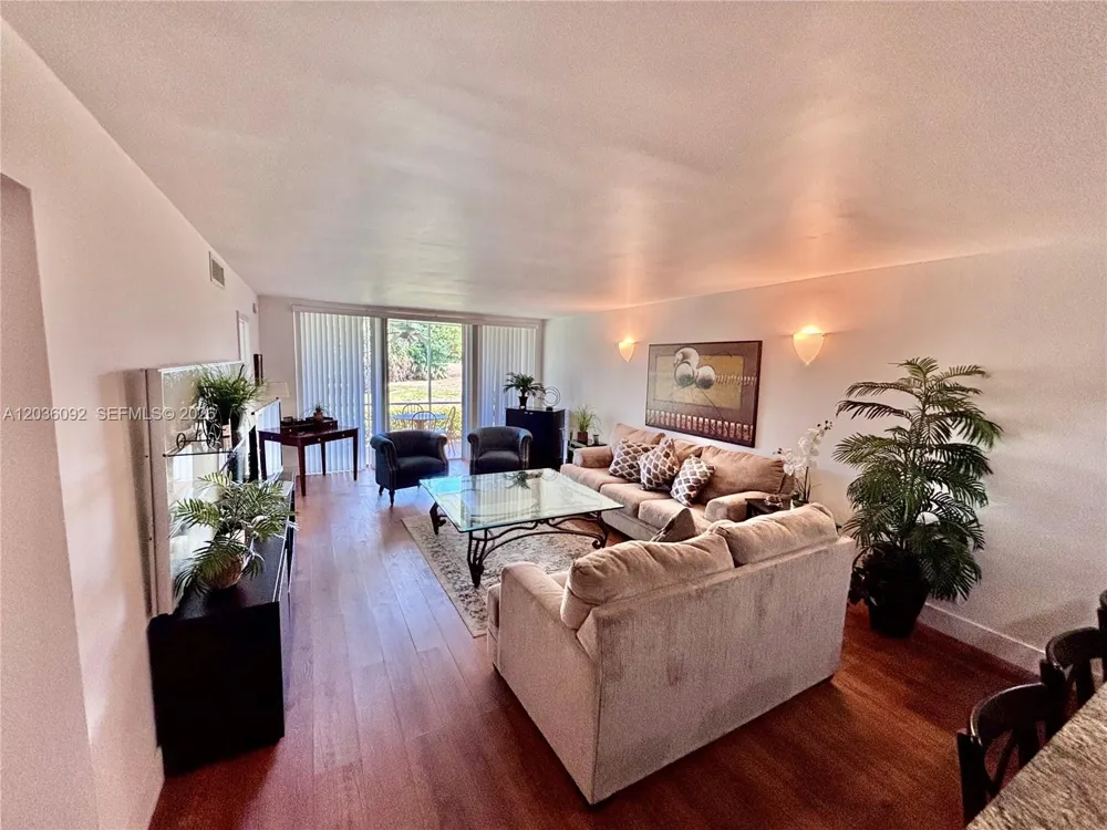 3051 S Palm Aire Dr #102 Pompano Beach, FL 33069