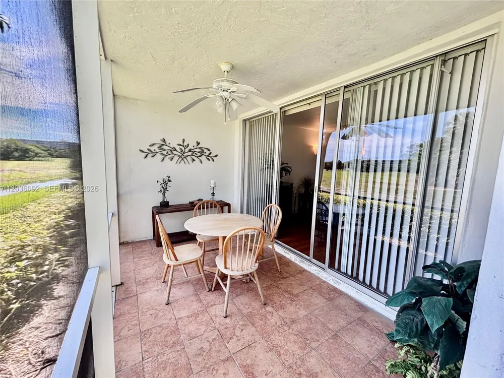 3051 S Palm Aire Dr #102 Pompano Beach, FL 33069