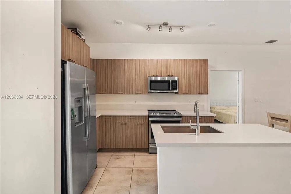 4636 NW 84th Ave #13 Doral, FL 33166