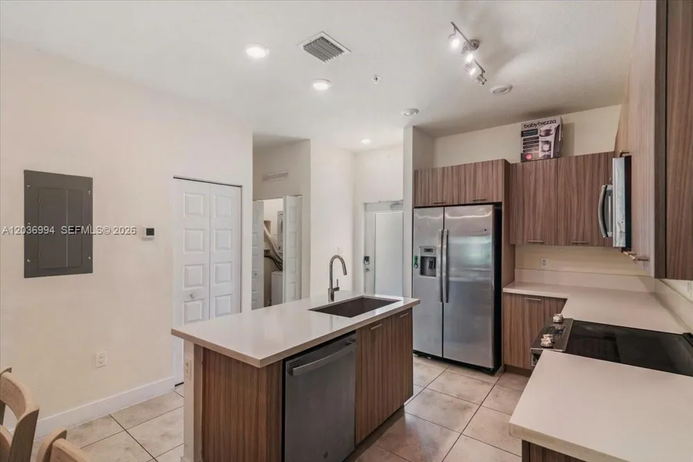 4636 NW 84th Ave #13 Doral, FL 33166
