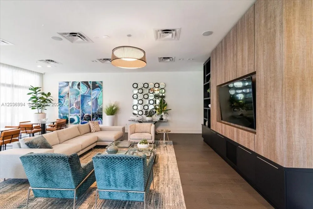 4636 NW 84th Ave #13 Doral, FL 33166