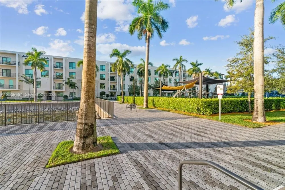 4636 NW 84th Ave #13 Doral, FL 33166