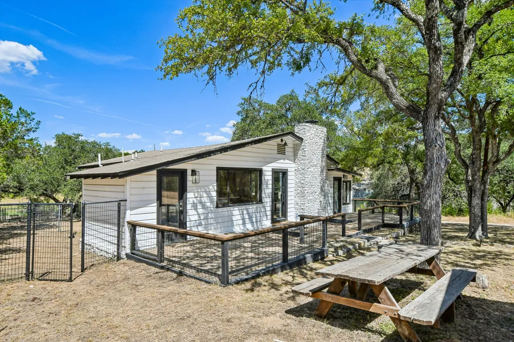 24000 Bluebird Lane Marble Falls, TX 78654