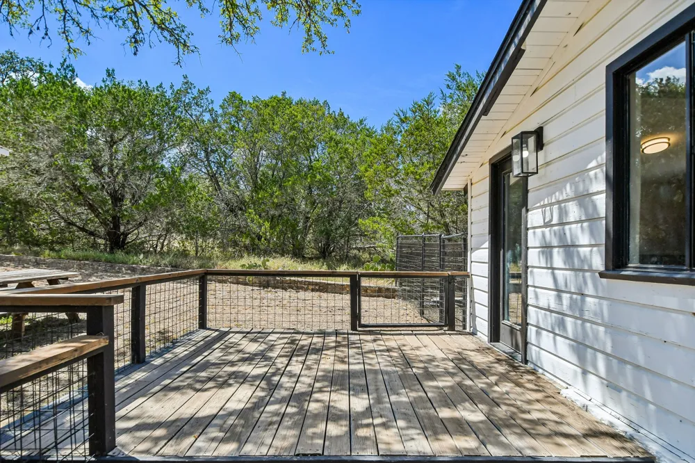 24000 Bluebird Lane Marble Falls, TX 78654
