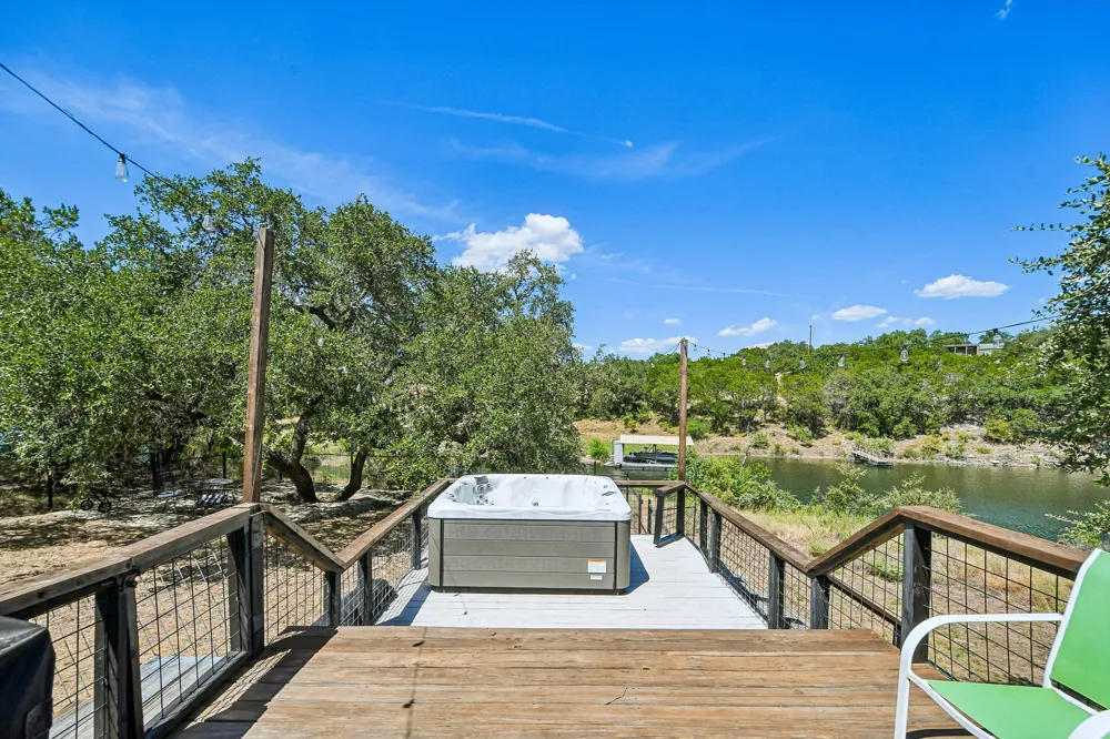 24000 Bluebird Lane Marble Falls, TX 78654