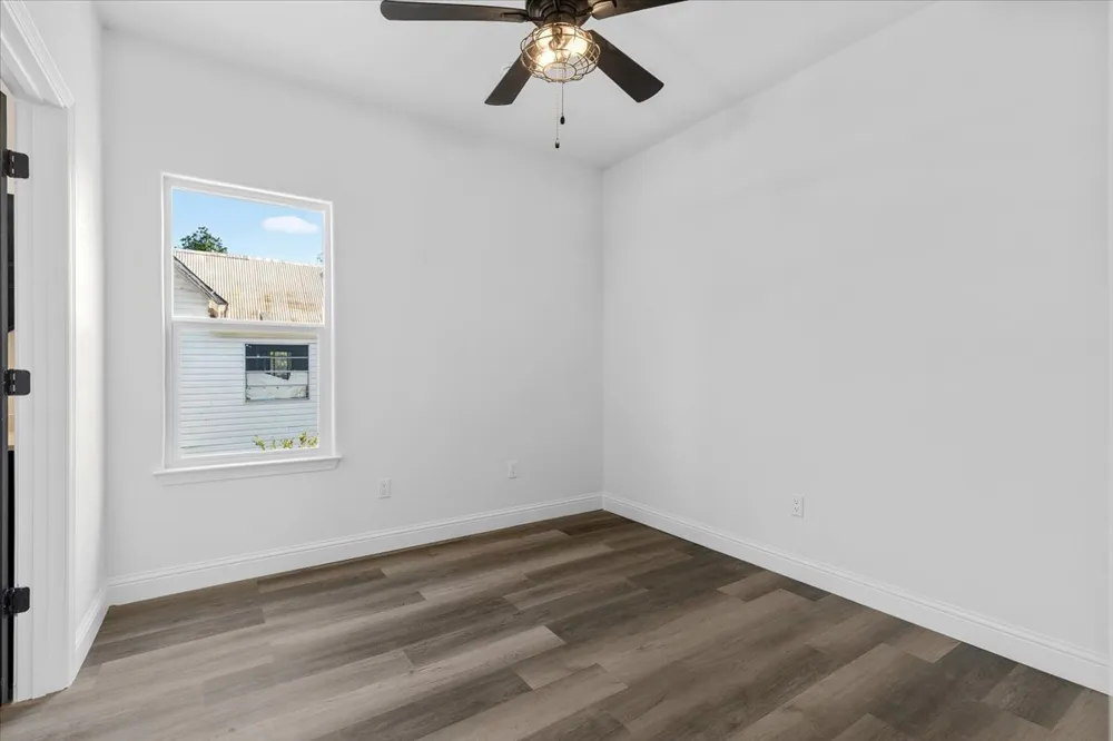 403 Jones Street Smithville, TX 78957