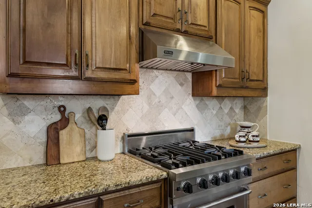 120 LAMONT AVE Alamo Heights, TX 78209