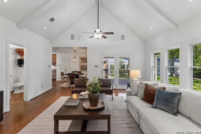 120 LAMONT AVE Alamo Heights, TX 78209