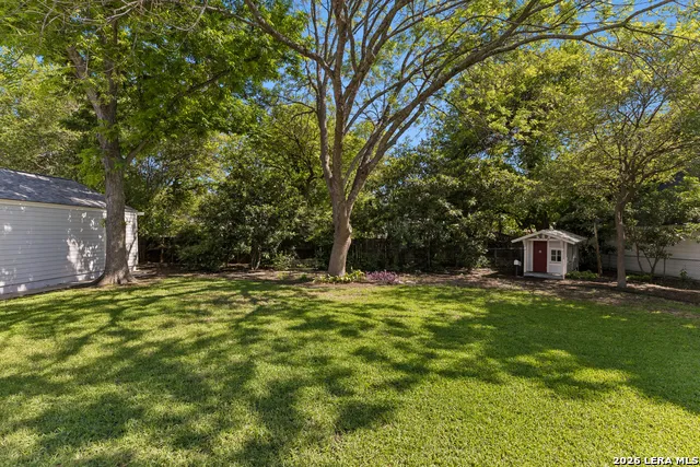 120 LAMONT AVE Alamo Heights, TX 78209