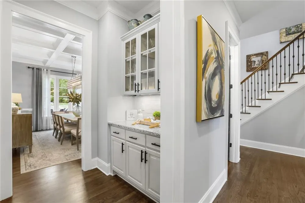 525 Willow Oak Way Roswell, GA 30076