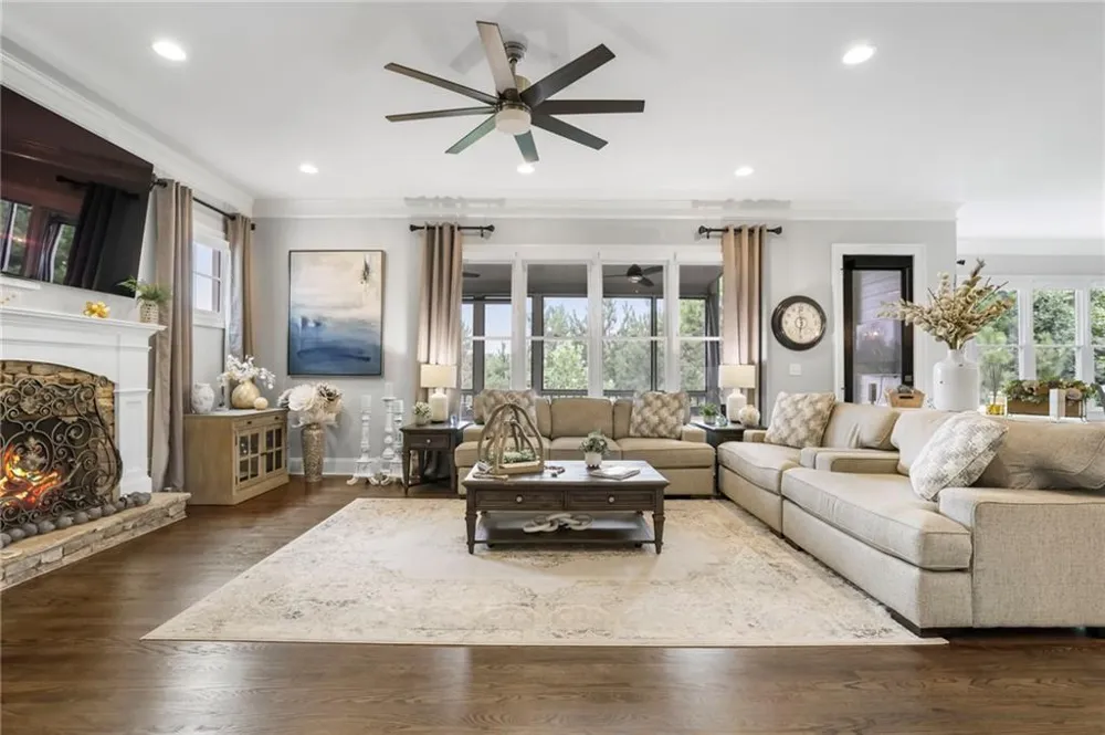525 Willow Oak Way Roswell, GA 30076
