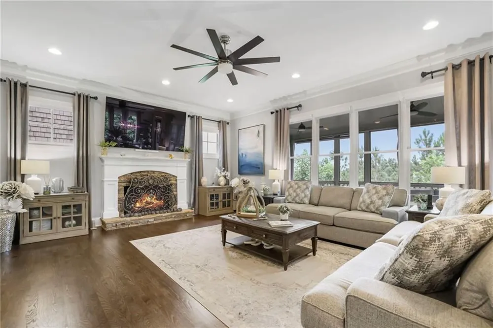 525 Willow Oak Way Roswell, GA 30076