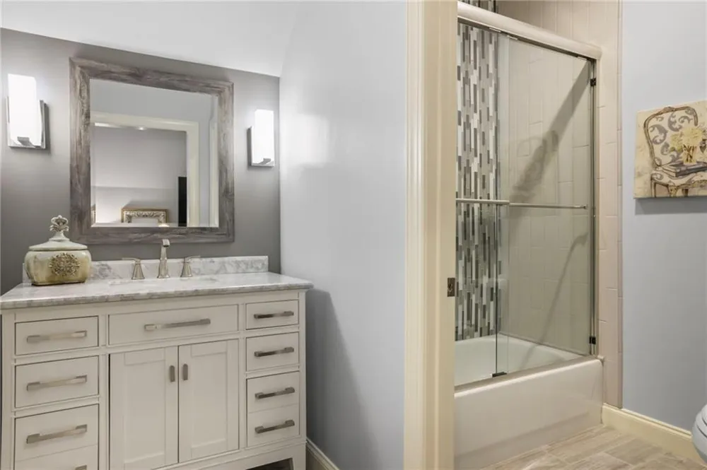 525 Willow Oak Way Roswell, GA 30076