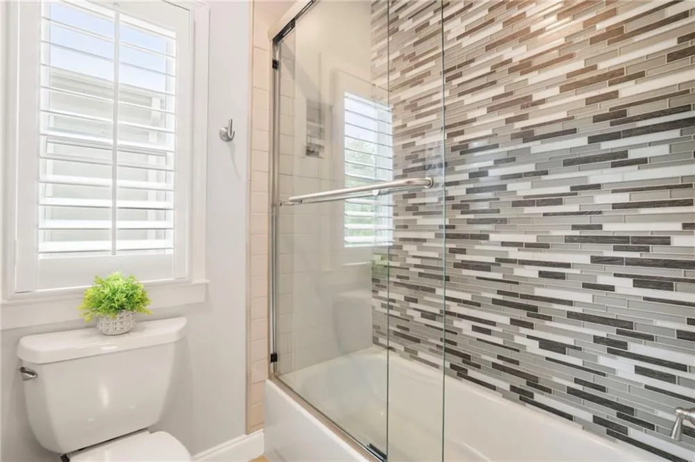 525 Willow Oak Way Roswell, GA 30076