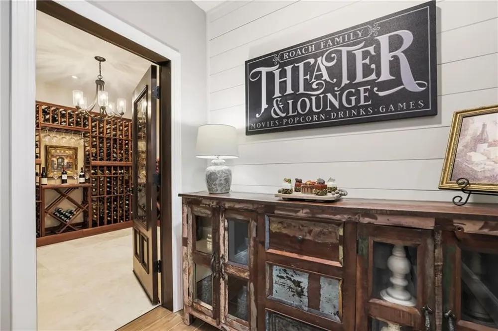 525 Willow Oak Way Roswell, GA 30076