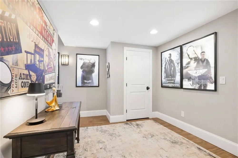 525 Willow Oak Way Roswell, GA 30076