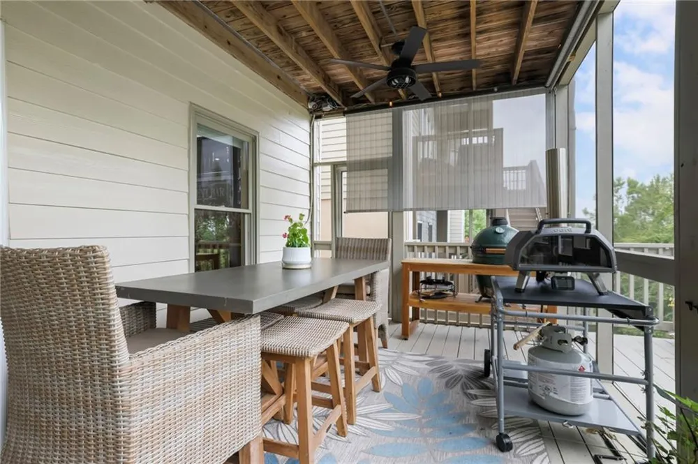525 Willow Oak Way Roswell, GA 30076