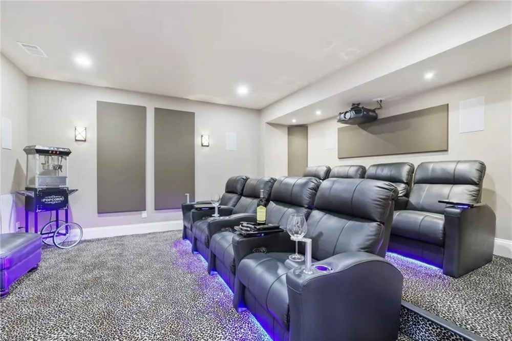 525 Willow Oak Way Roswell, GA 30076