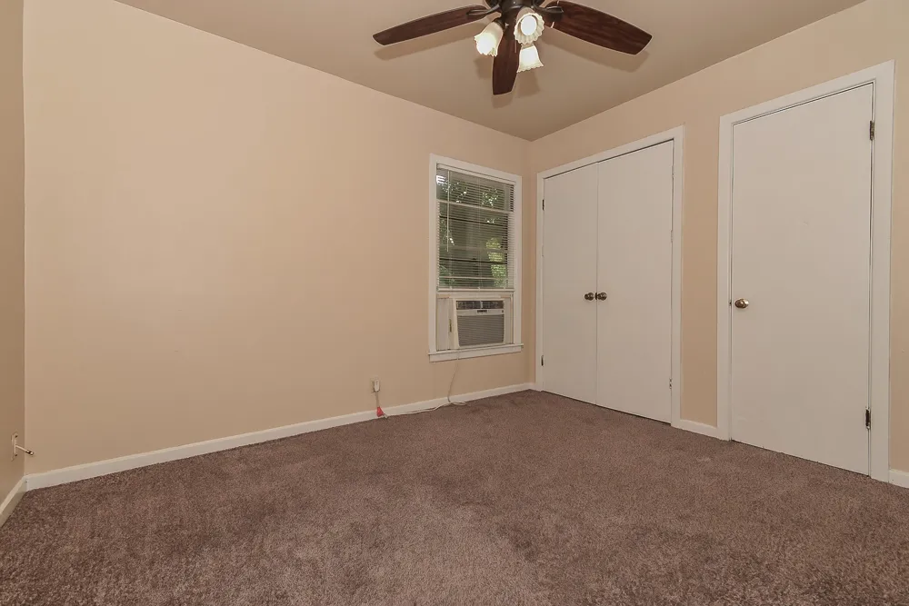 3103 Poplar Street Greenville, TX 75402