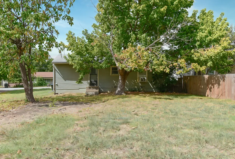 3103 Poplar Street Greenville, TX 75402