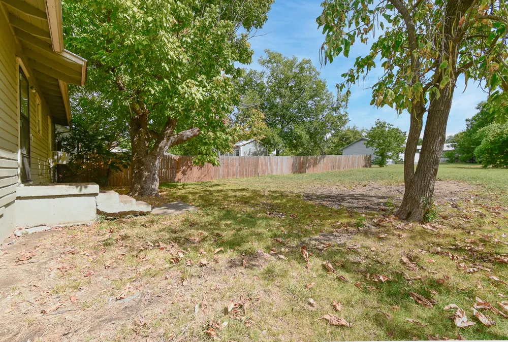 3103 Poplar Street Greenville, TX 75402