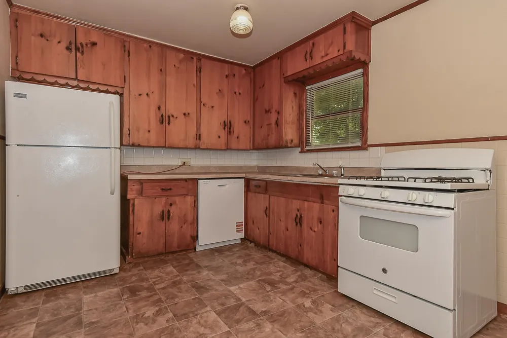 3103 Poplar Street Greenville, TX 75402