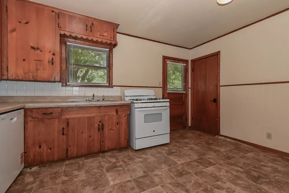 3103 Poplar Street Greenville, TX 75402