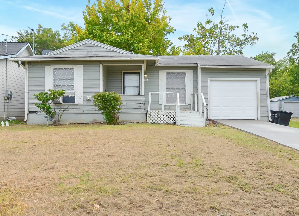 3103 Poplar Street Greenville, TX 75402