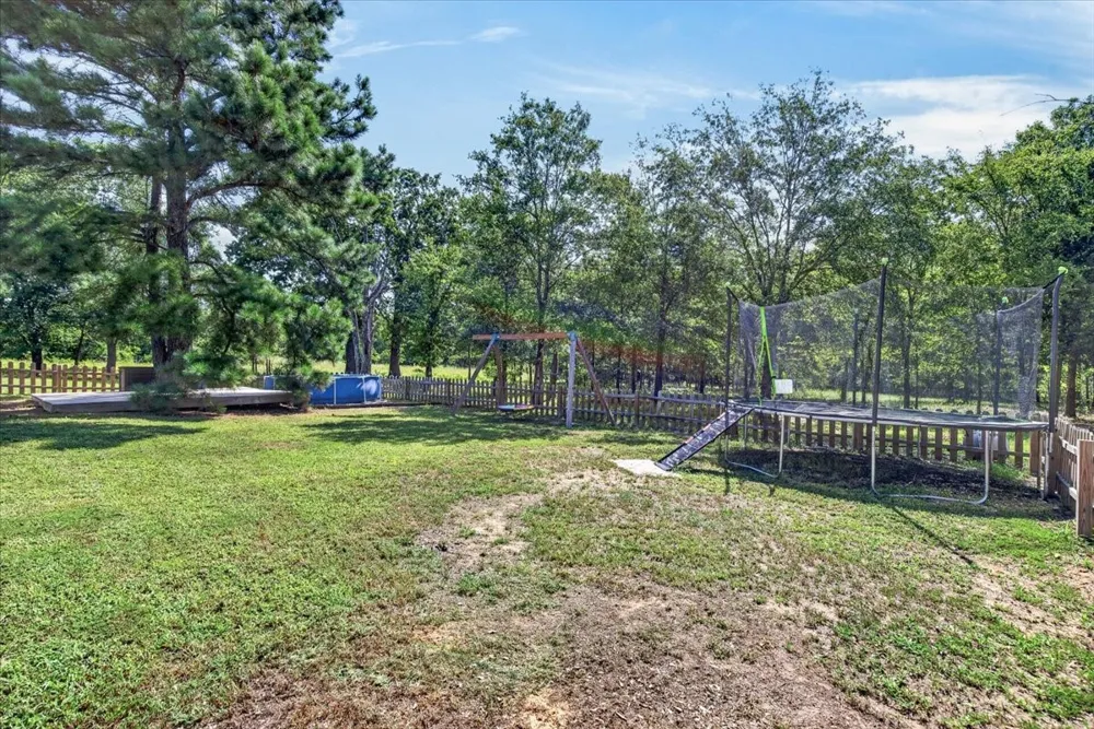 531 Vz County Road 2315 Canton, TX 75103